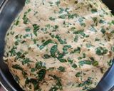 A picture of step 4 of Palak Roti.