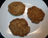 Foto del paso 6 de la receta: Tortitas de brócoli con pollo a la mostaza y miel