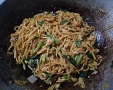 Foto langkah ke 6 dari resep Mie Goreng Terasi.