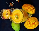 A picture of step 5 of Mango Shake.