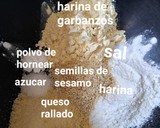 Foto del paso 1 de la receta: Galletas de queso con harina de garbanzos