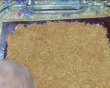 A picture of step 4 of Arabic sweet dish kunafa.