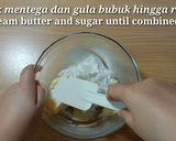 Foto langkah ke 2 dari resep Thumbprint cookies.