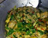 Foto langkah ke 8 dari resep Ayam Tinoransak Khas Manado.