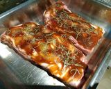 Foto del paso 2 de la receta: Ribs de cerdo con BBQ horneadas y guarnición