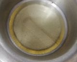 A picture of step 1 of Chilli oil.