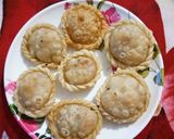 A picture of step 5 of Khoya Chandrakala.