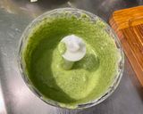 Une image de l'étape 10 de Bâtonnets de concombre sauce coriandre skyr moutarde et citron.