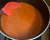 Foto del paso 3 de la receta: Chicharrón en salsa roja