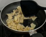 Foto langkah ke 1 dari resep Minyak Ayam Bawang.