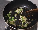 Foto langkah ke 1 dari resep Risol Makaroni Ayam untuk jualan.