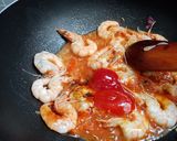 Foto langkah ke 4 dari resep Udang Saus Asam Manis Pedas.