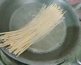 Foto langkah ke 1 dari resep Spaghetti Carbonara Creamy.