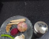 A picture of step 2 of Szechwan Pepper manchow soup.