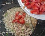 A picture of step 3 of Mushroom matar.