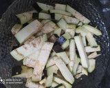 Foto del paso 1 de la receta: Berenjenas con salsa de soja y miel de caña😋