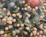 Foto del paso 5 de la receta: Wok de Pak choi, col china, con garbanzos. Rebosante de vitamina C