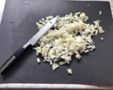 Foto del paso 1 de la receta: Potaje con espinacas y rellenos de bacalao