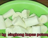 Foto langkah ke 1 dari resep Singkong goreng crispy.