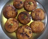 A picture of step 8 of Rasila Kakara Pitha.