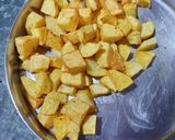 बटर आलू मसाला (Butter Aloo Masala recipe in Hindi) रेसिपी चरण 4 फोटो