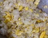 Foto langkah ke 3 dari resep Nasi Goreng Putih Sederhana.