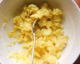 Hình bước làm 1 của món Potato bread