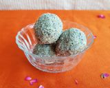 A picture of step 8 of Oats Laddoo.