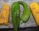 Foto del paso 2 de la receta: Cabezada con pimientos y maiz al grill doble