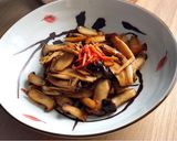 Hình bước làm 3 của món Nấm kho gừng (chay)