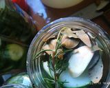 Foto del paso 4 de la receta: Pepinos en conserva