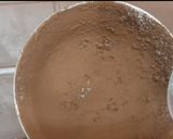 A picture of step 6 of Chocolatechip mountain lava cake.