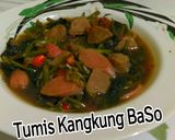 Foto langkah ke 2 dari resep Tumis Kangkung Baso.
