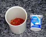 Foto del paso 17 de la receta: Pimientos rellenos de bacalao con salsa de yogur griego