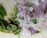 A picture of step 1 of Rava Upma.
