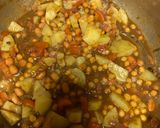 A picture of step 4 of Kulhard aloo chaat.