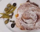 A picture of step 4 of Balearic Ensaimada Sandwich.