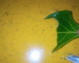 A picture of step 3 of Palak ke pakory.