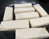 A picture of step 5 of Soy-Braised Scallion Tofu.