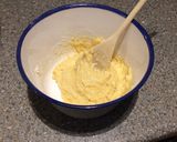 A picture of step 3 of Easy cupcakes.