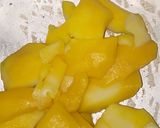 A picture of step 1 of Tropical fruits cocktail.
