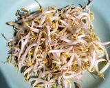 Foto langkah ke 1 dari resep Cah Kangkung Tauge.