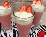 Foto del paso 6 de la receta: 🍓🫙Mousse de frutilla y yogurt 🍓 Sin huevo 🍓 3 ingredientes! 🫙🍓
