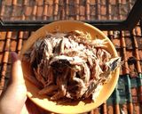 Foto langkah ke 2 dari resep Tongkol Suwir Sambal Matah.