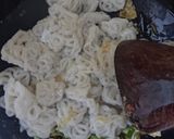 Foto langkah ke 3 dari resep Seblak Rafael (Seblak Seuhah Coet).