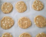 Foto del paso 4 de la receta: Galletitas de avena, coco y manzana