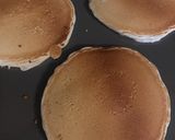 A picture of step 6 of Pancakes.