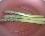 Foto del paso 1 de la receta Espárragos verdes envueltos en bacon de pavo