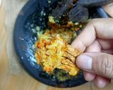 Foto langkah ke 3 dari resep Sambal bawang sat set.