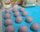 Foto langkah ke 3 dari resep Bakpao Ubi Ungu (isi kacang merah - No Mixer).